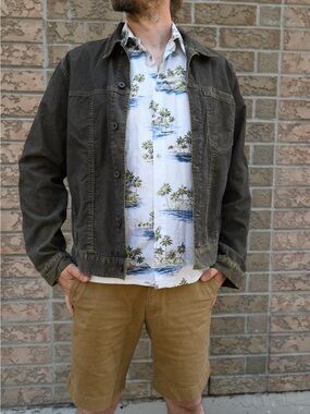Company Standard Denim Trucker Jacket – Size L